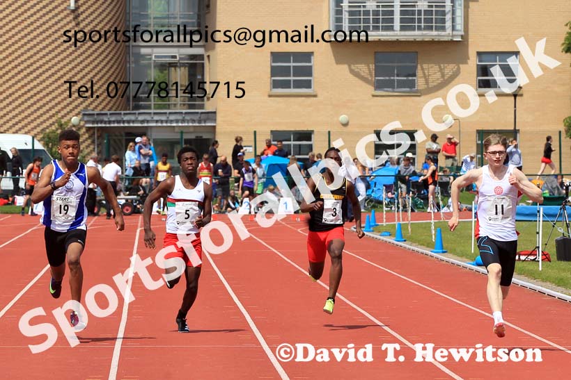 Mens U-17s and Boys U-15s 100 metres, 2022 Northern Inter Counties U17s and U15s Track and Field, York, Thursday, June 2nd. Photo: David T. Hewitson/Sports for All Pics